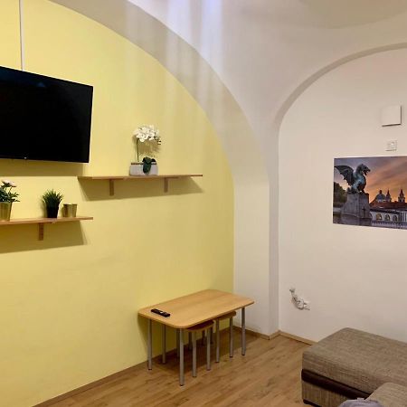 A&P Center Ljubljana Apartment Экстерьер фото
